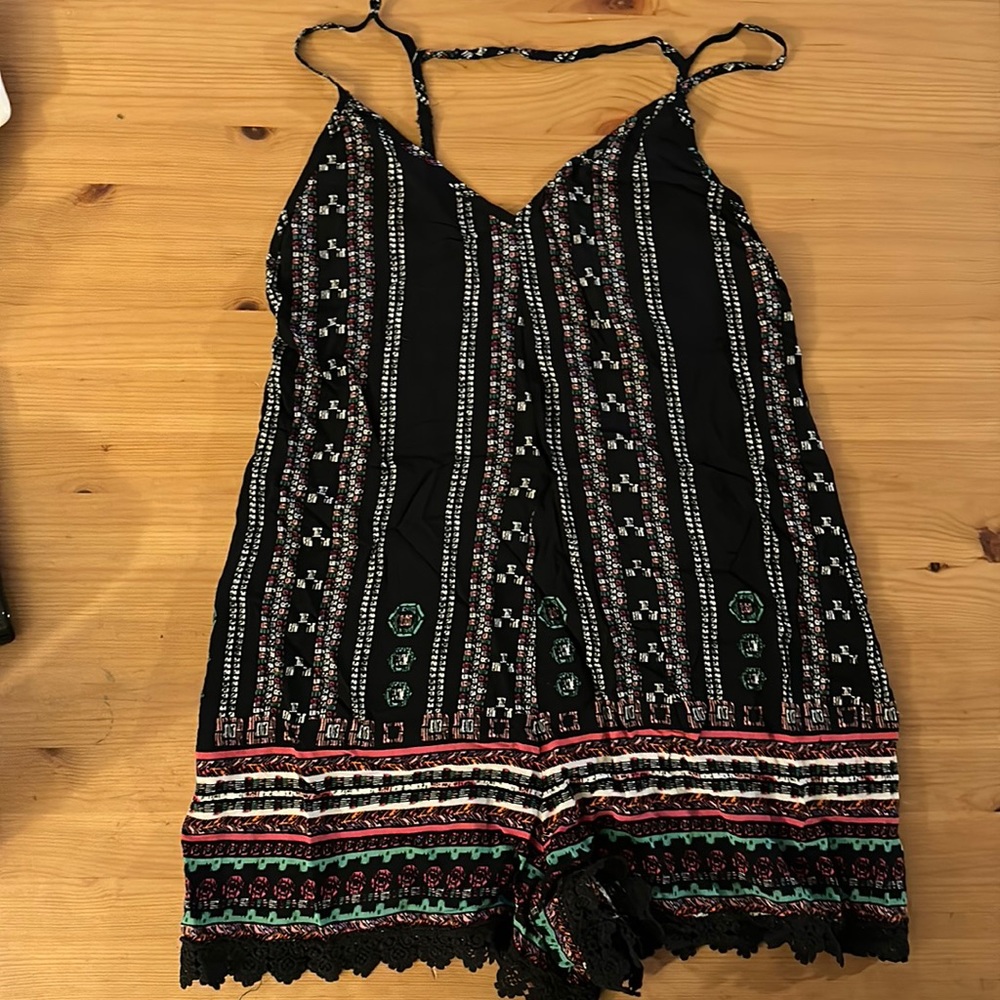 En Crème Black Romper